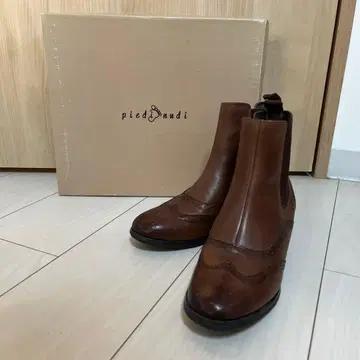 piedi nudi 천연 가죽 부츠