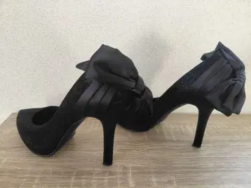 DIANA 블랙 리본 하이힐