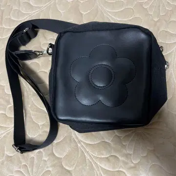 마리콴트 MARY QUANT 숄더백 스퀘어 가죽