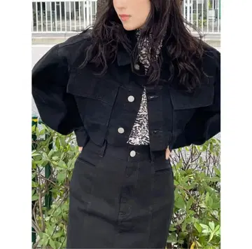 MURUA 숏 오버 자켓