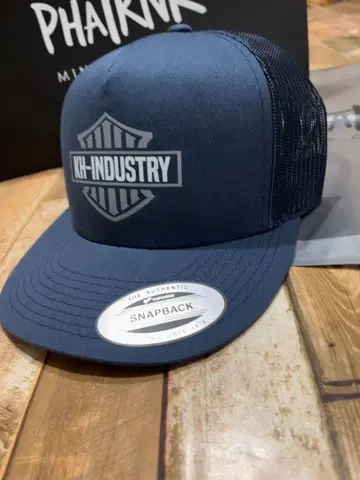 [ 하라 쿄헤이 어패럴 ] 새상품 KH-INDUSTRY 스냅백 캡 네이비