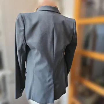 다크 그레이 테일러드 자켓