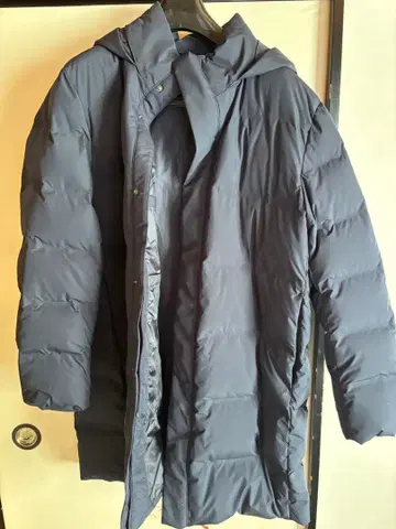 미사용 새상품 UNIQLO 심리스 다운 코트 XXL 네이비 택 포함