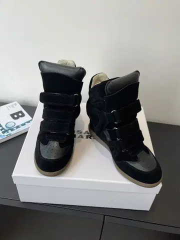 새상품급 Isabel Marant Bekett Sneakers 37
