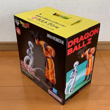 드래곤볼 손오공 프리저 피규어