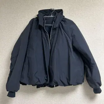 후드 부착 패딩 자켓 네이비