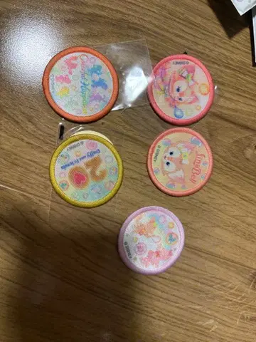 컬러풀 해피니스 더피 와펜 리나벨