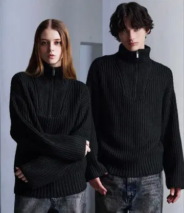 CLEL 볼륨 멜란지 하프 지퍼 니트 블랙 2025ver