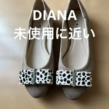 DIANA 베이지 스웨이드 플랫슈즈