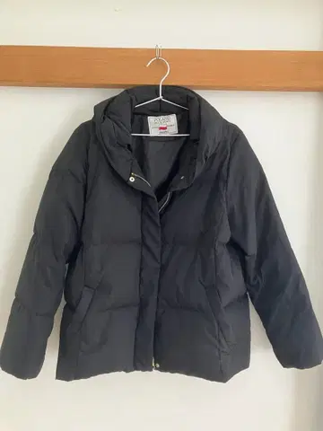 블랙 다운 자켓