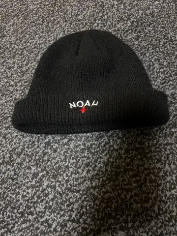 NOAH 블랙 니트 모자