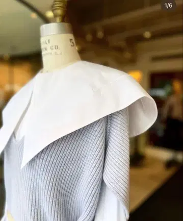 새상품급 드로어 drawer 빅 칼라 코튼 블라우스 화이트