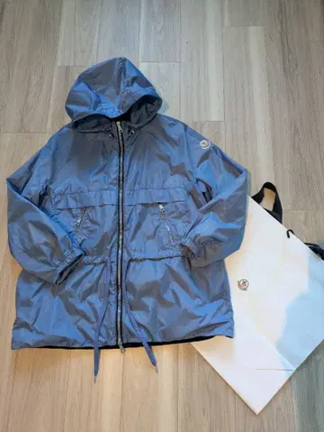 [ 새상품급 ] MONCLER 마운틴 파카 블루 사이즈 1