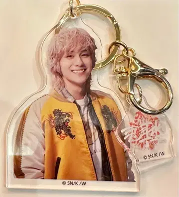 윈드브레이커 토끼 귀산 아크릴 키링