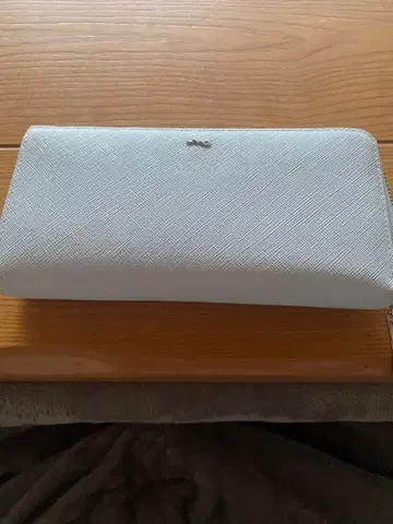 JILL STUART 스카이블루 장지갑