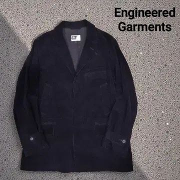 새상품급 엔지니어드 가먼츠 굵은 폭 코듀로이 초아 자켓 블랙
