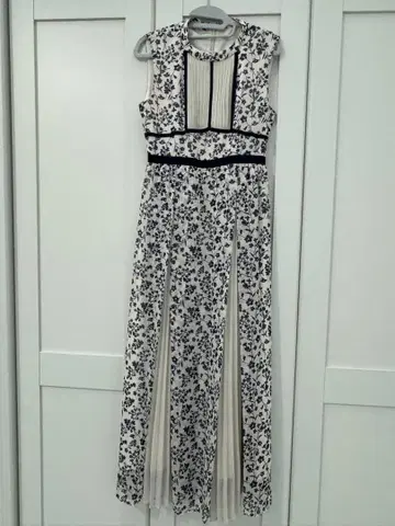 LILY BROWN 스위칭 쉬폰 원피스