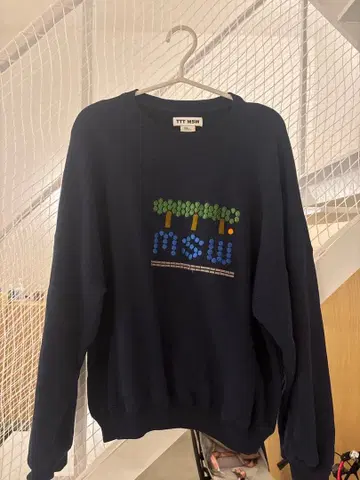 TTTMSW 로고 맨투맨 사이즈 M