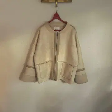 무스탕풍 코트 숏 기장