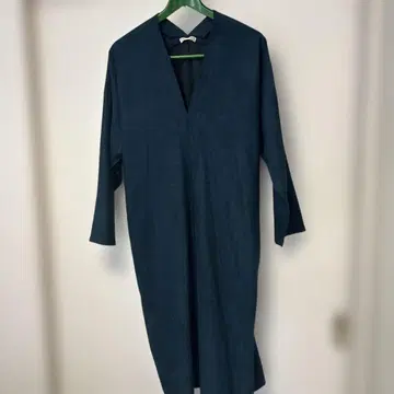 벨메종 DAYS 블루 V넥 스웨이드 원피스