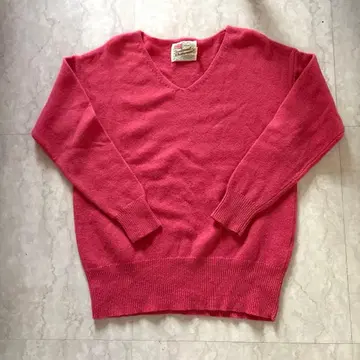 새상품급 Traditional Weatherwear 핑크 V넥 스웨터 S