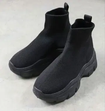 LOVE HUNTER 경량 통굽 스니커즈 밑창 니트 부츠 블랙 L