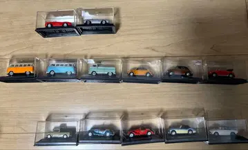 미니카 13대 세트 투명 케이스 포함