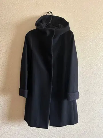 투모로우랜드 Ballsey 후드 부착 코트 네이비 컬러