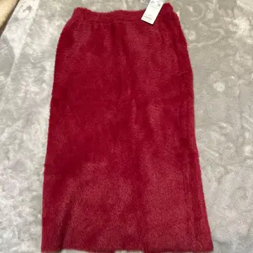 코엔 레드 후와후와 롱 스커트