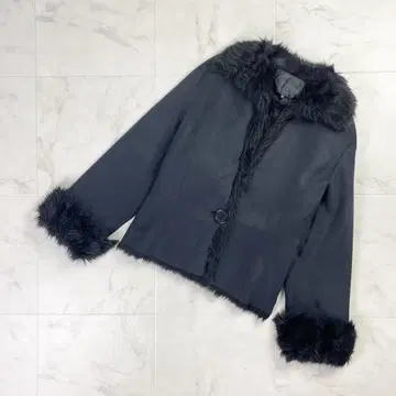 새상품급 UNTITLED 인조 모피 무스탕 자켓 블랙 사이즈2