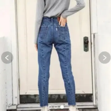 ALEXIA STAM 알리시아스탄 스위치 슬림 테이퍼트 청바지