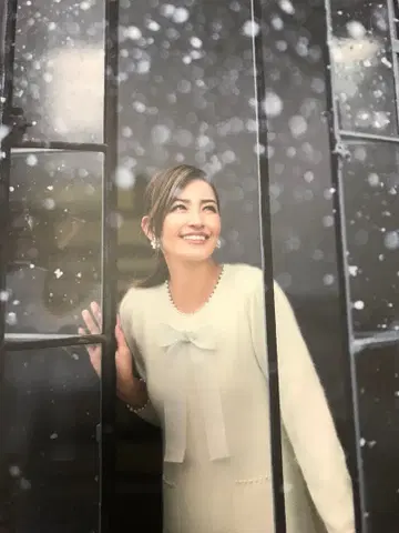 미사용 새상품 카탈로그 게재 색상 차이 원피스 엠즈 그레이시 38