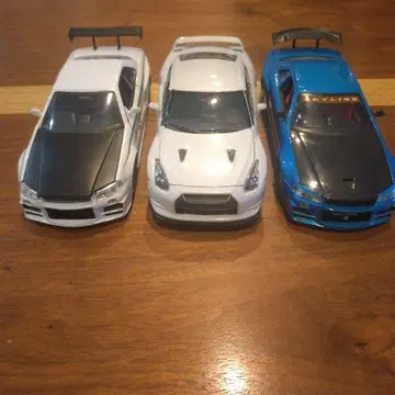 JadaTOYS 1/24 닛산 스카이라인 GTR 3대 세트