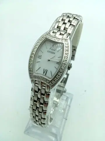 [CITIZEN] 에코드라이브 다이아몬드 장식 실버 시계