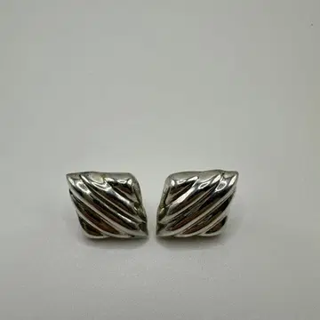 실버 리프 디자인 귀찌 925 각인 있음