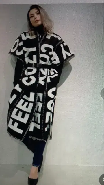 GYDA 노카라 코트 로고 프린트