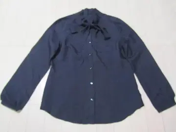 새상품급 스캐파 실크 소재 긴소매 블라우스 9R