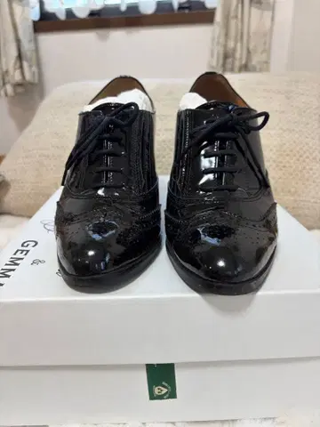 블랙 옥스퍼드 신발 중간 힐