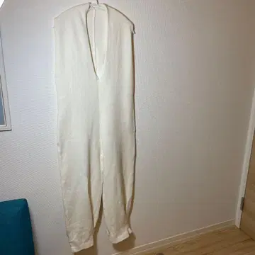 ETRE TOKYO 니트 올인원 화이트