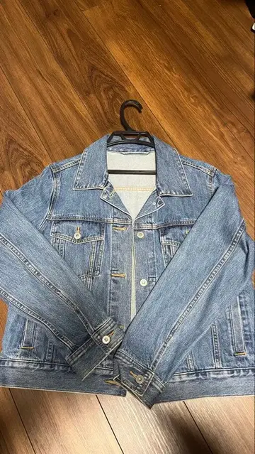 라이트 블루 데님 자켓