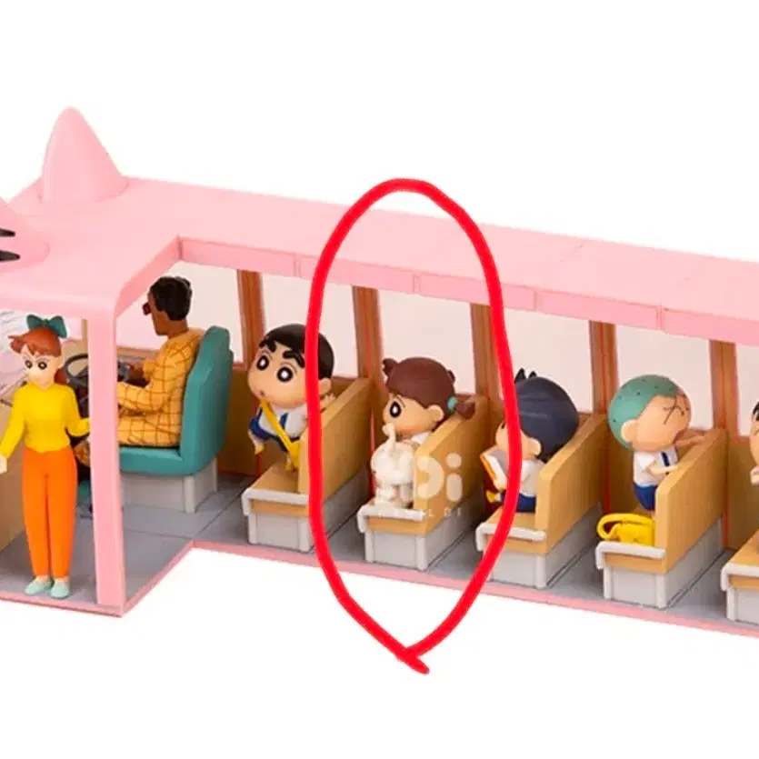 Crayon Shin-chan Kindergarten Bus Gacha Figure (Yuri)