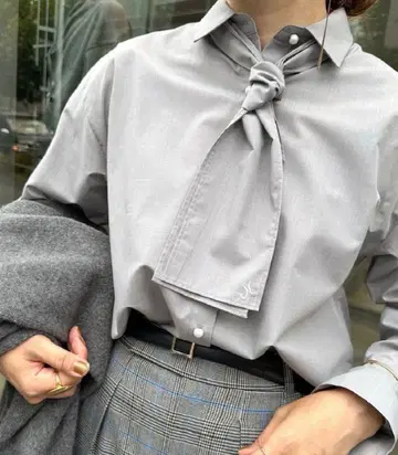 그레이 보타이 긴팔 셔츠