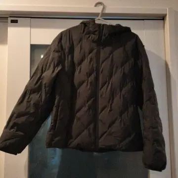 UNIQLO 퍼프 테크 후드티 블랙 S 사이즈