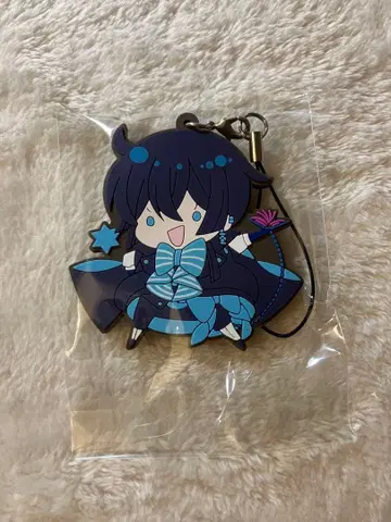 바니타스의 수기 러버 스트랩 컬렉션 바니타스