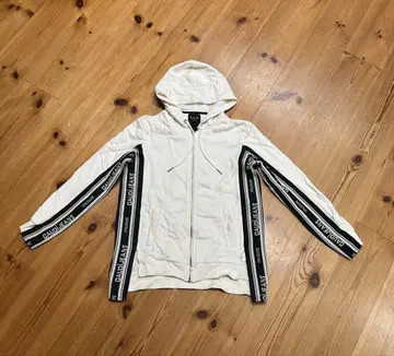 GAUDI JEANS 화이트 후디와 팬츠 세트