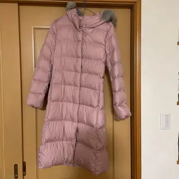 유니클로 후드 부착 핑크 다운 자켓