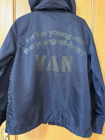 VAN 후드 부착 네이비 점퍼 VAN 자켓