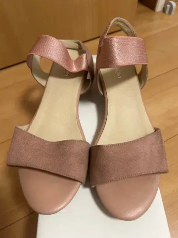 핑크 샌들 25.5cm 베리코코