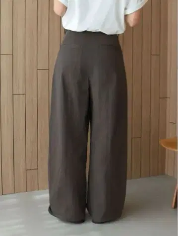 Ungrid 차콜 그레이 코쿤 치노 팬츠