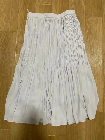 IKKA LOUNGE 쉬폰 플리츠 스커트 그레이 M 사이즈